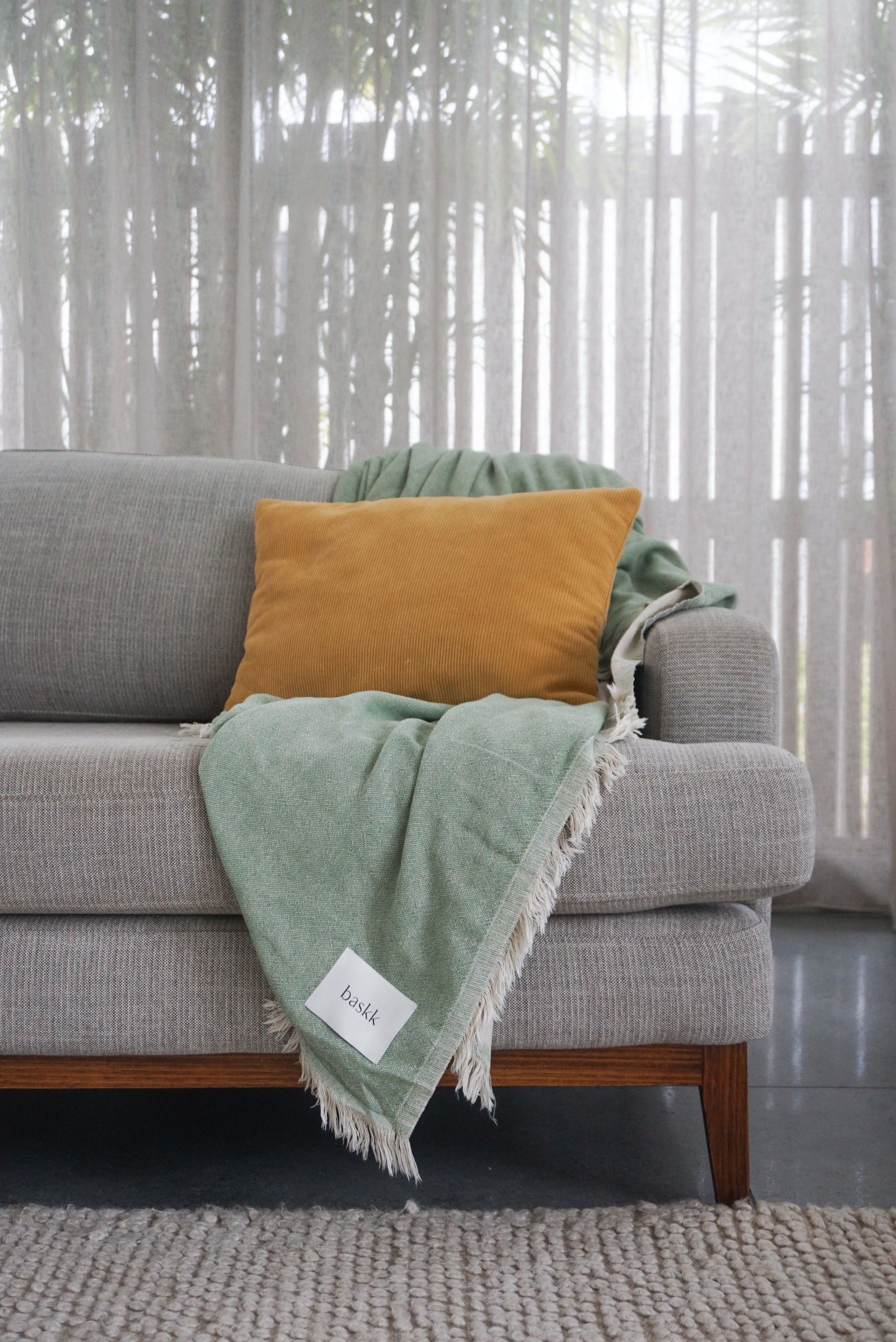 Blanket green throw